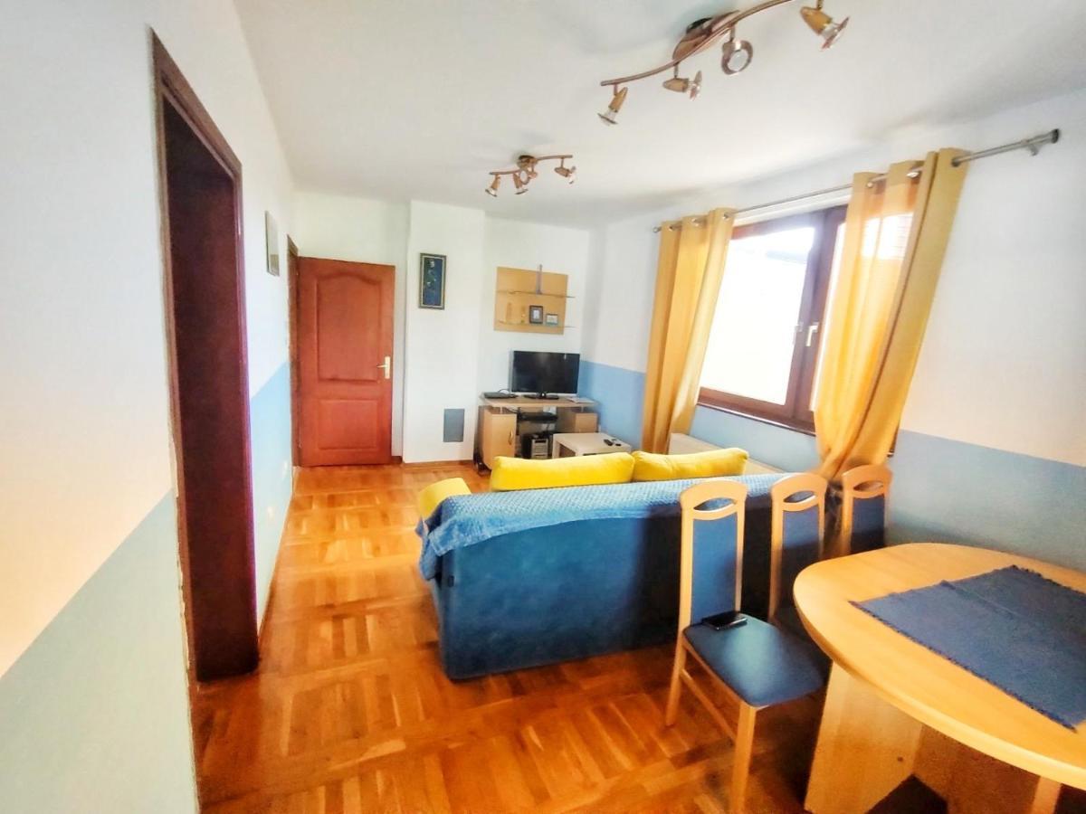 Plavi Apartman Airport بلغراد المظهر الخارجي الصورة