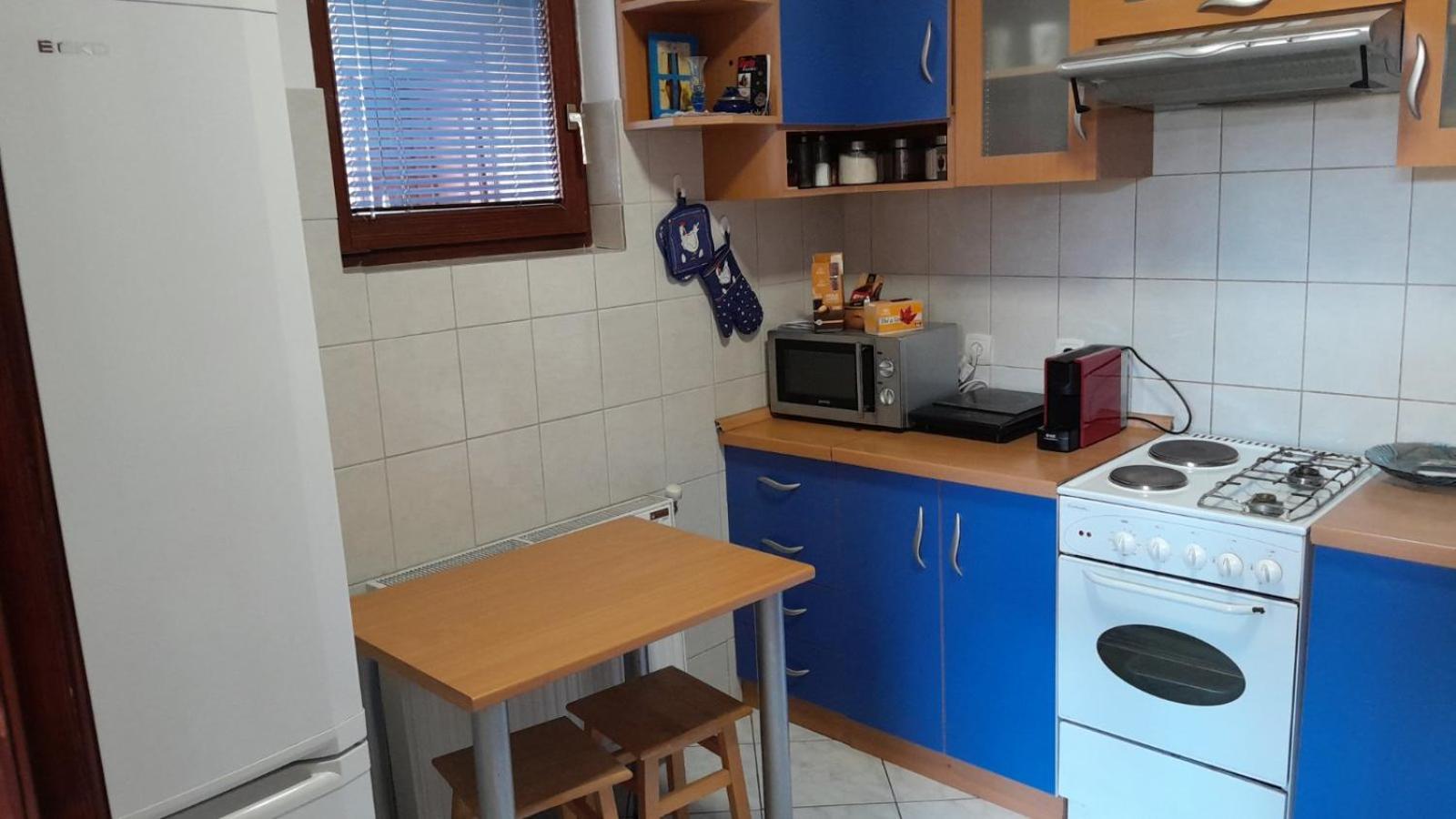 Plavi Apartman Airport بلغراد المظهر الخارجي الصورة